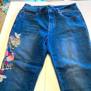 Jeans Sz8 petite embroidery floral design